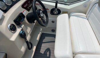 2007 Sea Ray Sundancer 240 seats
