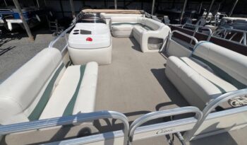 2011 Tracker Party Barge 20 Fish inside
