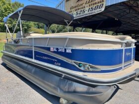 2013 Regency Tracker 220 Party Barge