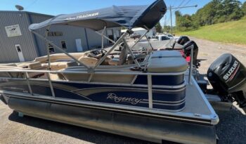 2013 Regency Tracker 220 Party Barge boat