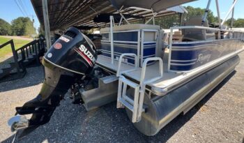 2013 Regency Tracker 220 Party Barge motor