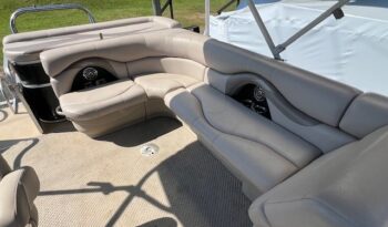 2013 STARCRAFT 206 back seats